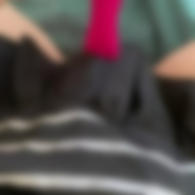 吸うやつでずっと吸ってます♡

潮吹き止まらなくて、吸う所に潮入って変な音でちゃってます(〃ω〃)
見えてないけど