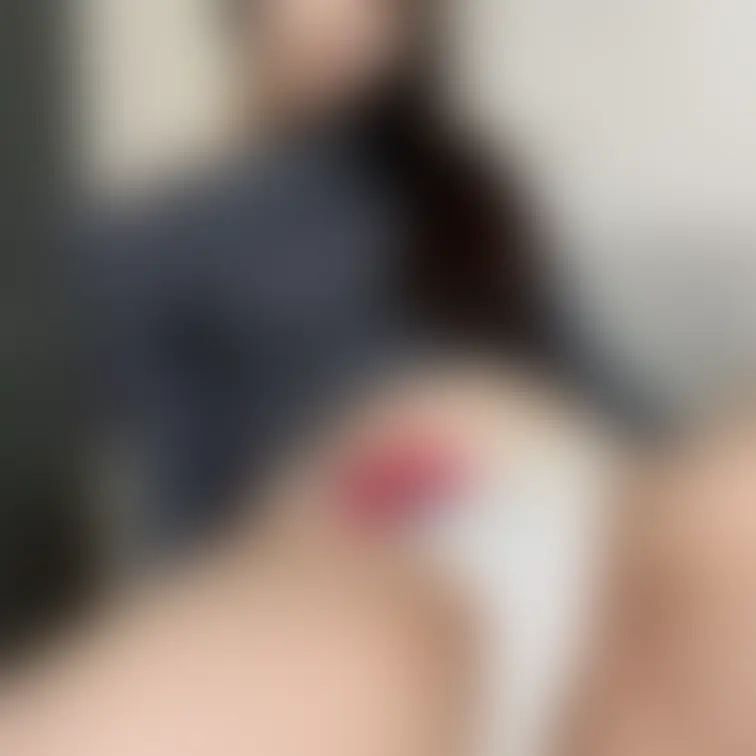 あれ、割れ目みえてる！？