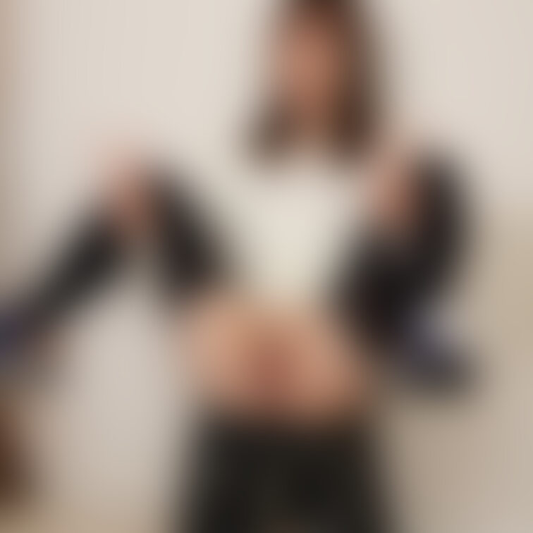 【Premium model】#034_HIROKO
美人ママのフェラ顔とM字で大放尿(24/25ページ)
H