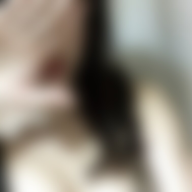Gw の写真

三枚目って自撮りだよね？


