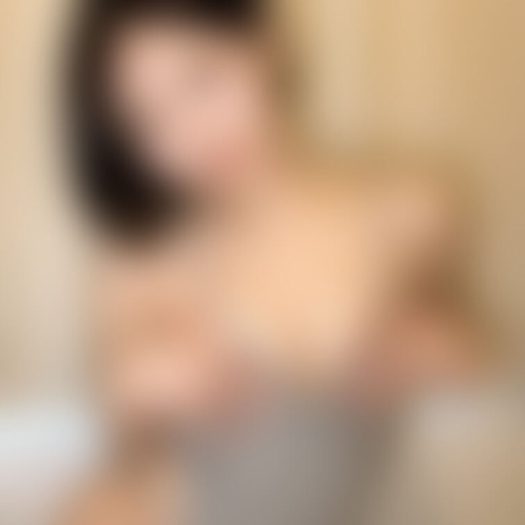 いもこです！
SNSのフォロワーが１１万人を超えました！
これからも見てくださいね🥰