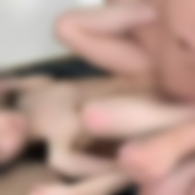 ○○○でアイドル級に可愛い女の子とハメ撮りSEX個人撮影★完結編
電マも使ってイカセてあげました！
いつもより多めに