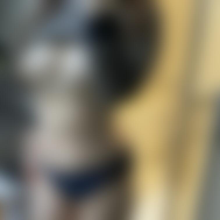 一緒に入ろ♡
上はブラトップだからパンツとお揃いじゃなくて恥ずかしい🙈