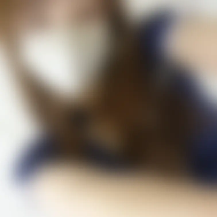 清楚系(21歳)自撮りオナニー。
目立たない地味キャラ女子が可愛くなって大学デビュー。
おまんこまる見えのコ
