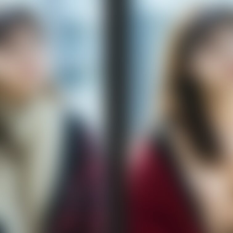画像№ 1358  着衣と脱衣を並べた画像です    ※有料プラン用