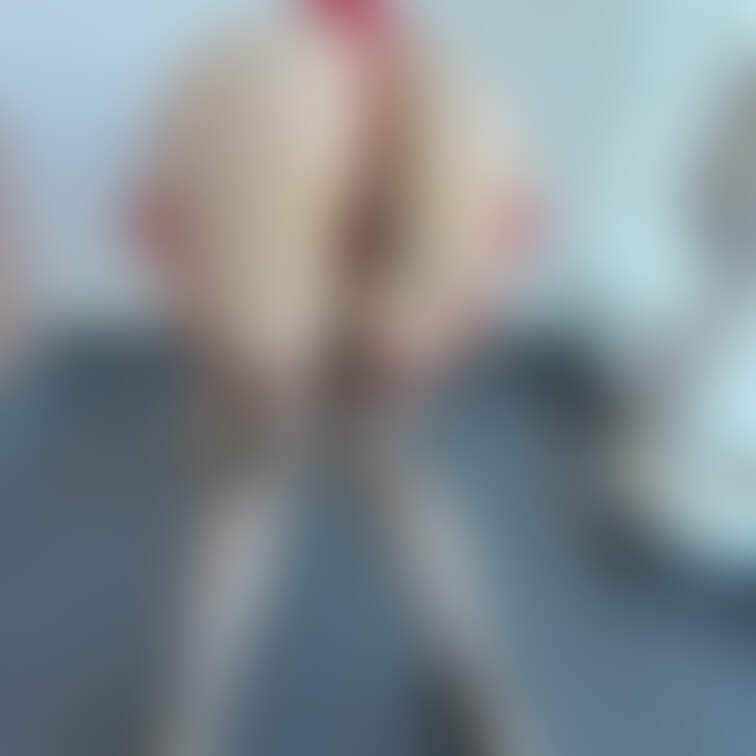 バニーサンタちゃん❤️ 知らないおじさんに貸し出されてホテルでご奉仕😖バルコニーでおちんぽ欲しくてちん媚び😖❤️

