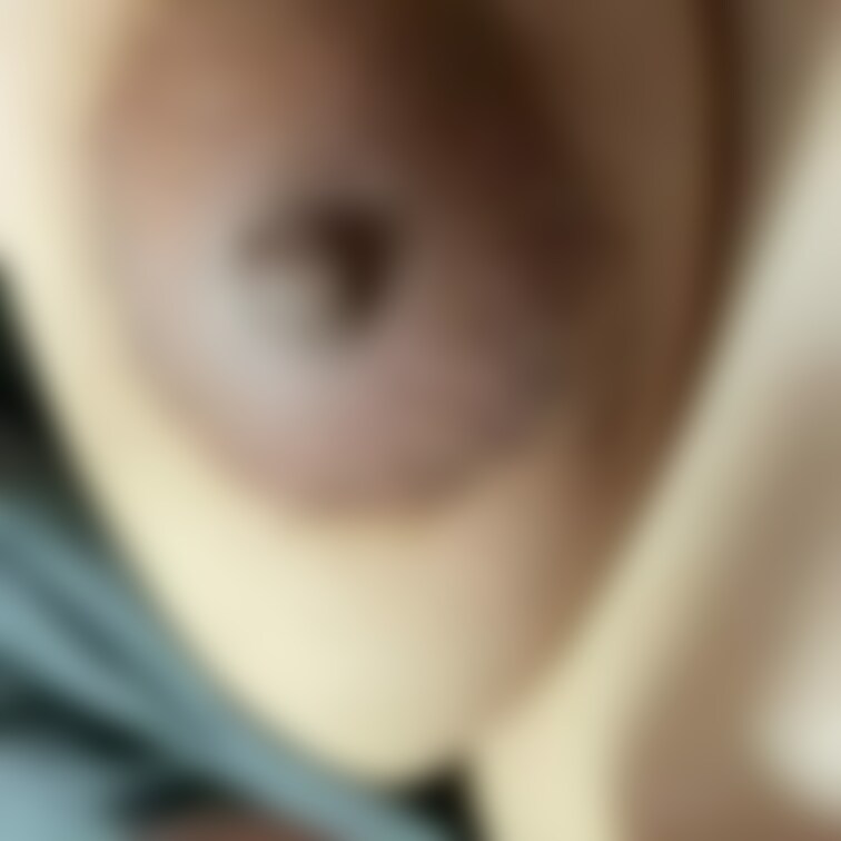 産前の乳汁…
色がやっぱ、違う。。