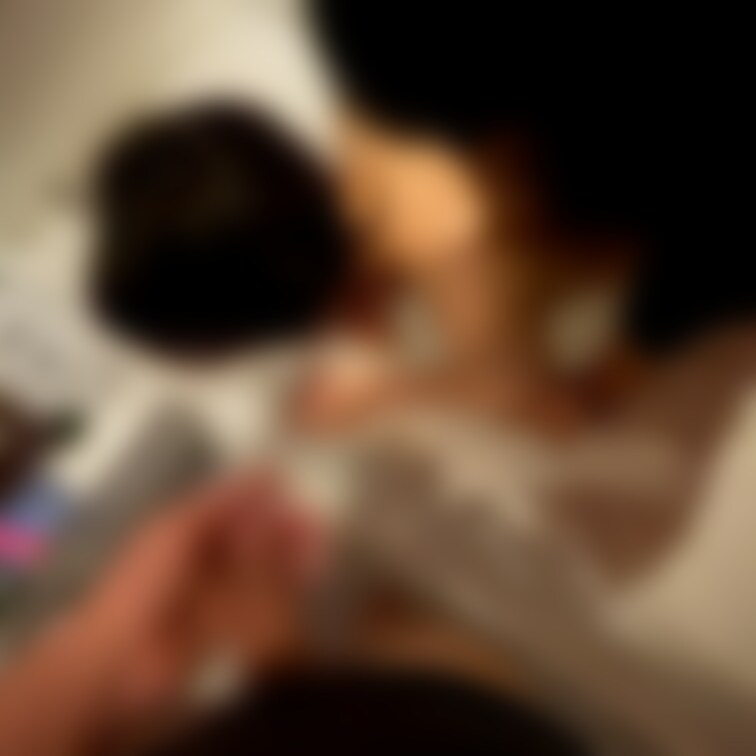 全てはここから始まった・・・
ぷーこの記念すべき初寝取られ映像です！
初他人棒どころか初の潮吹き体験までされてしまい