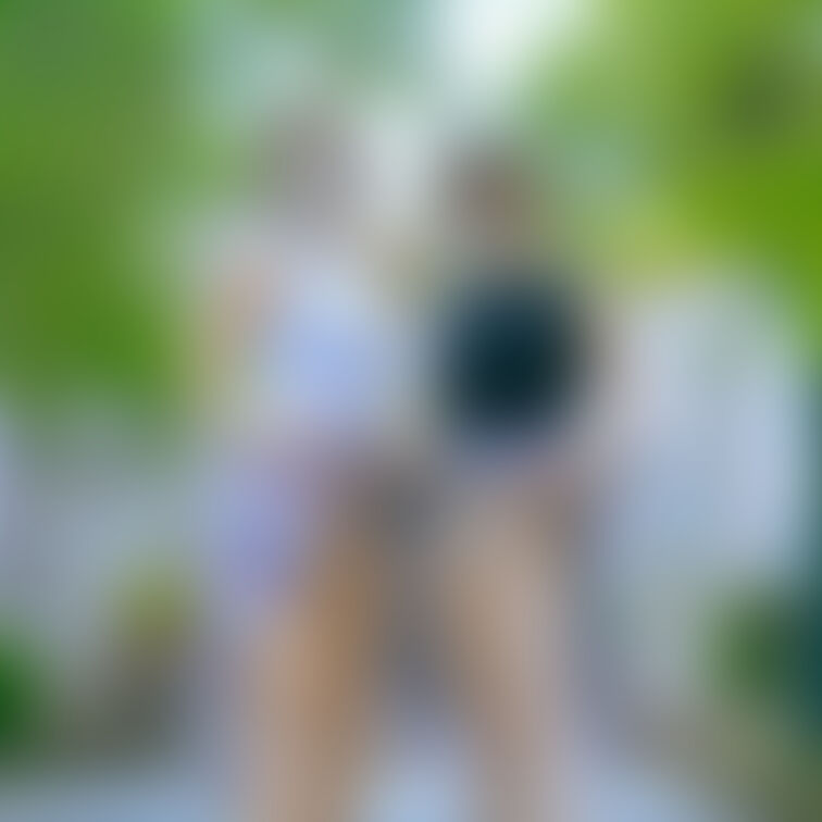 人妻コラボシリーズ♡露出散歩♡画像集

チラッとしてない大胆ぱんちら🫣