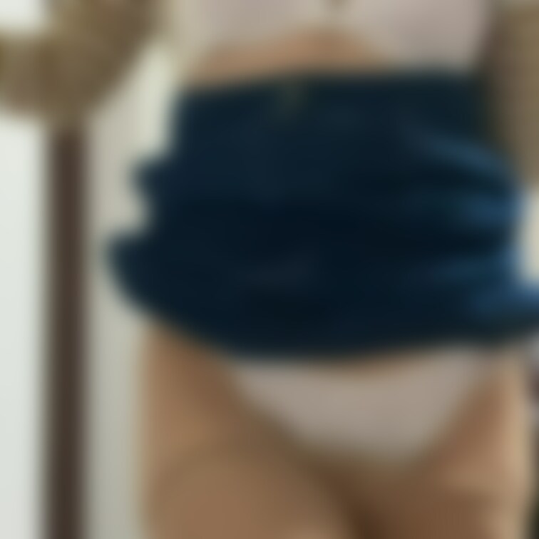 ブラずらしパンティもずらしの巻