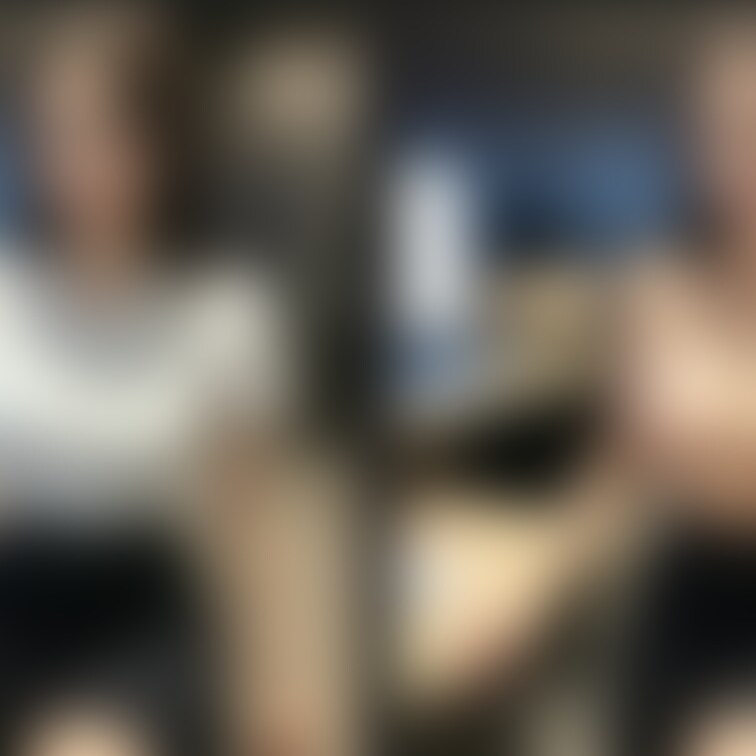 着衣と脱衣を並べた画像です。画像№164