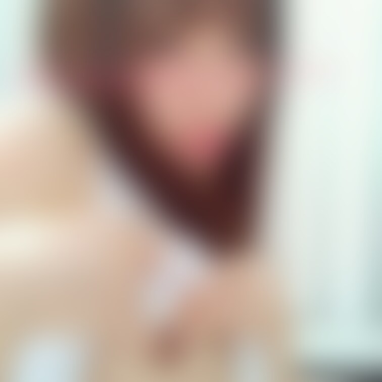 清楚白ワンピ😂💗笑 乳首ビンビン🥺💓