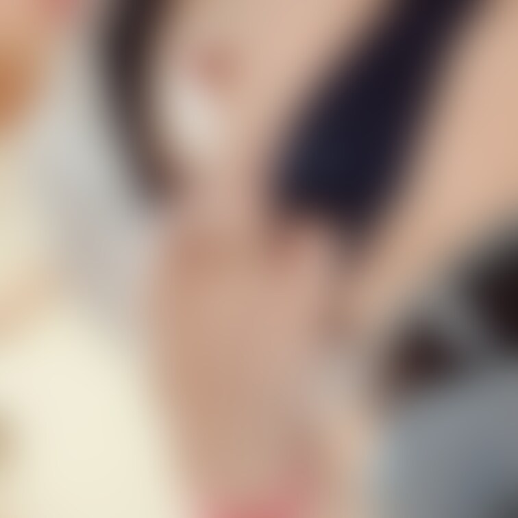 お友達の家で内緒に…🤫💞