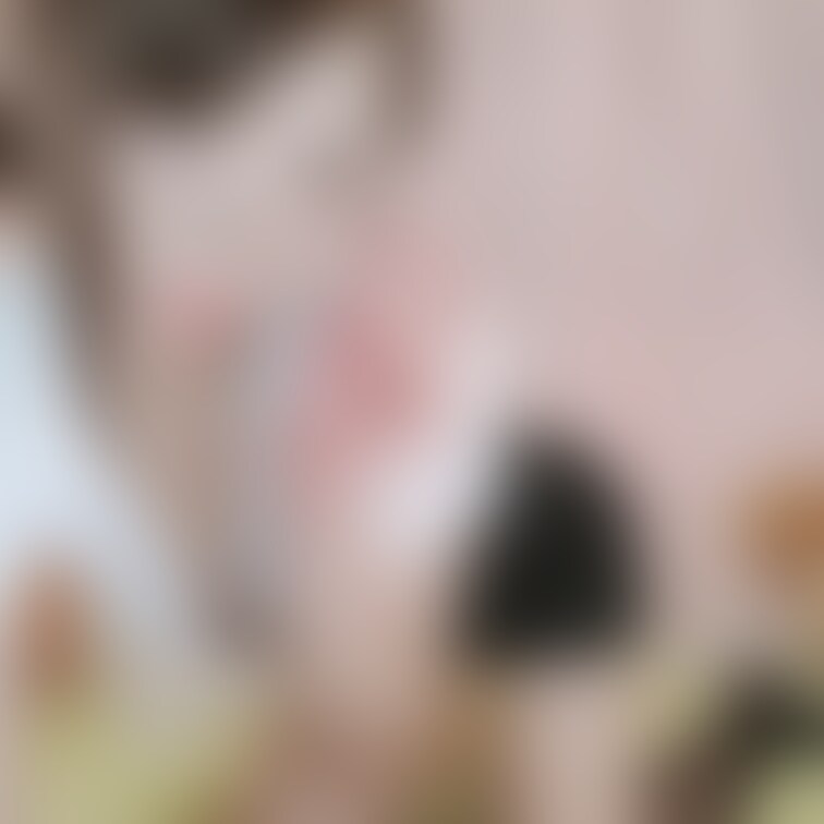 
エッチな先生？それともOL？