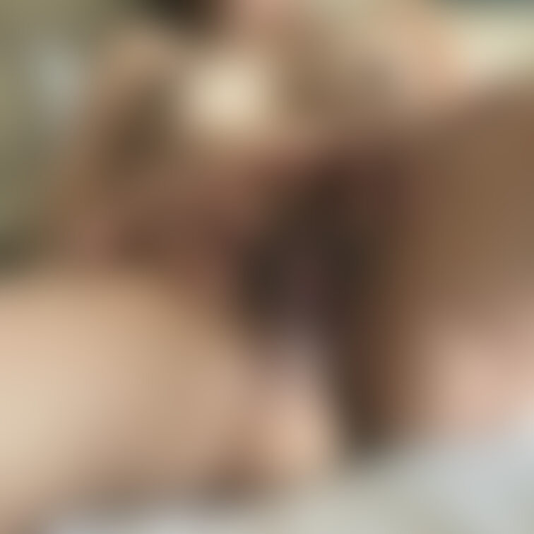 硬くて、、おっきいの、、入れて。。。