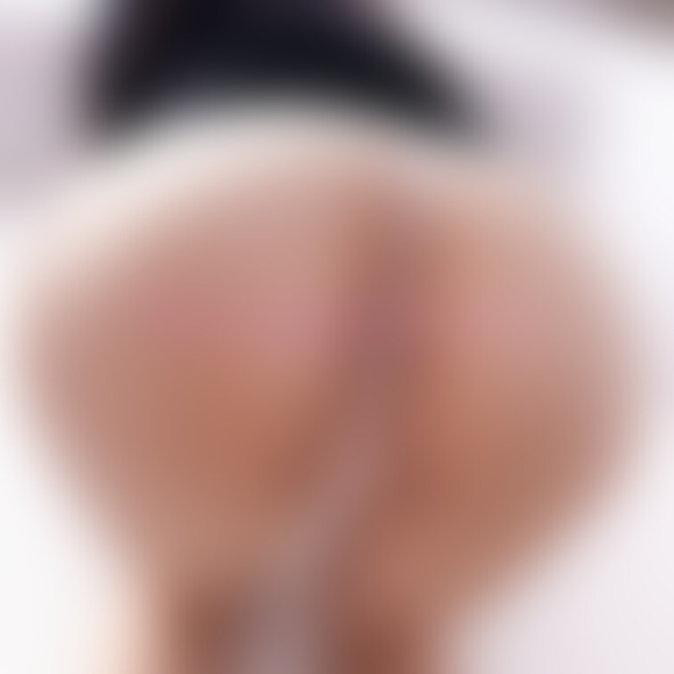 パンティずらしておち🍄ちんねじ込んでください
激しくされたい気分です💕