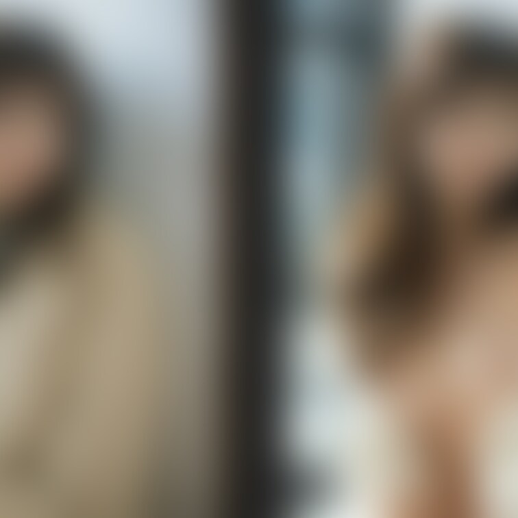 着衣と脱衣を並べた画像です。画像№1208