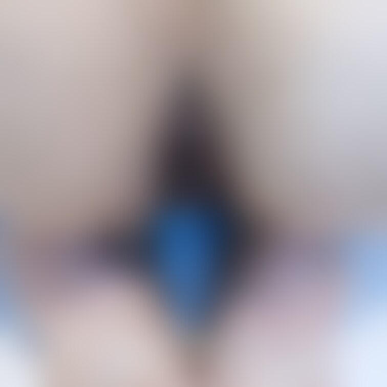 【大きめ卑猥なビラマン少女】土下座⁉️女の子にこんなポーズさせてアナルと足裏を接写することなんて、まず無いですよね💦それ