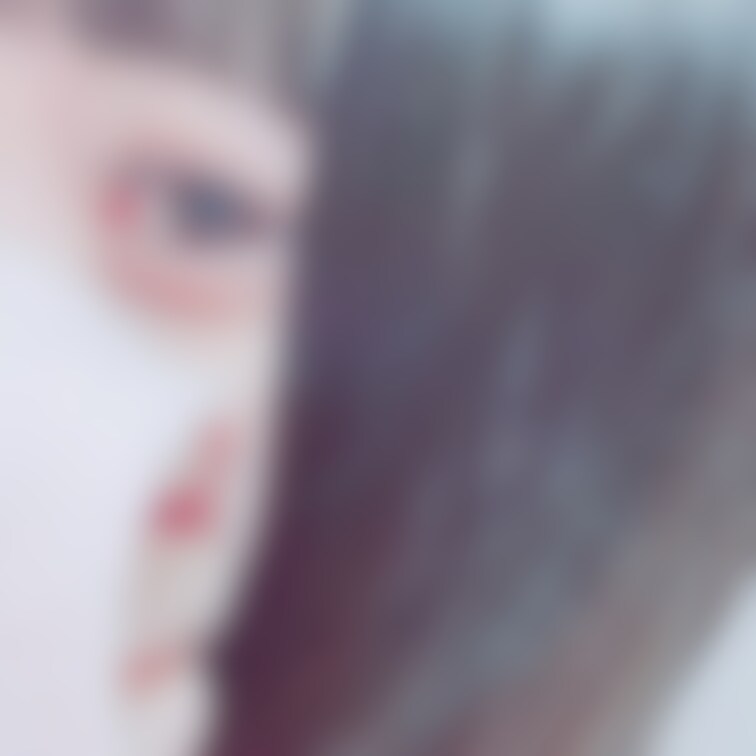 みうちゃんXX歳　Eカップ
Twitterで裏垢女子として活動してます♪
Twitterには顔出、下着姿など載せてま