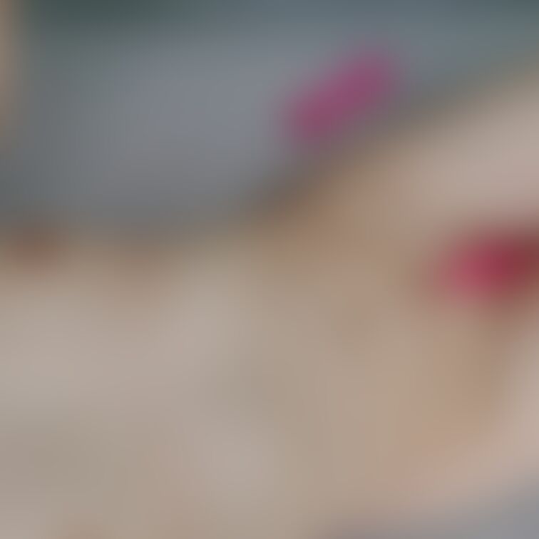 色々写真撮ってたらムラムラしちゃって全裸でシちゃった………(*´艸`)