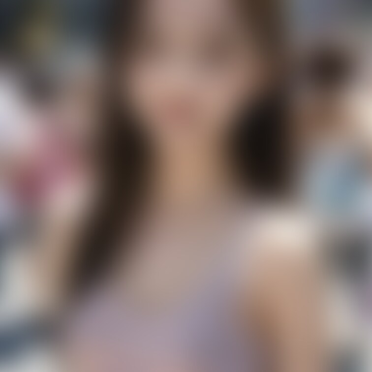 20代女子の美乳と美尻✨