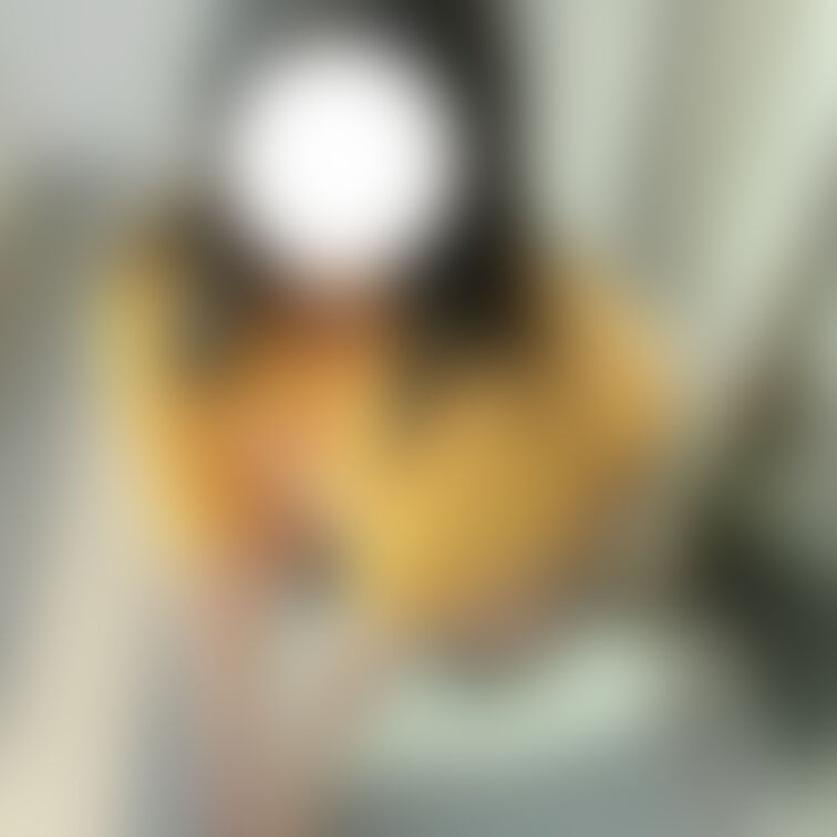 ベランダで初、ちょい露出自撮り
全14枚（乳首あり、陰部なし、顔自撮り1枚）
プラン加入してくれている方は全部見れま