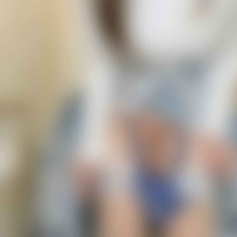 青いサルートのクロッチ。とても汚いのでフェチさん以外は2枚目以降見ないように〜(ᐢ ܸ. .ܸ ᐢ)՞ ՞
動画は