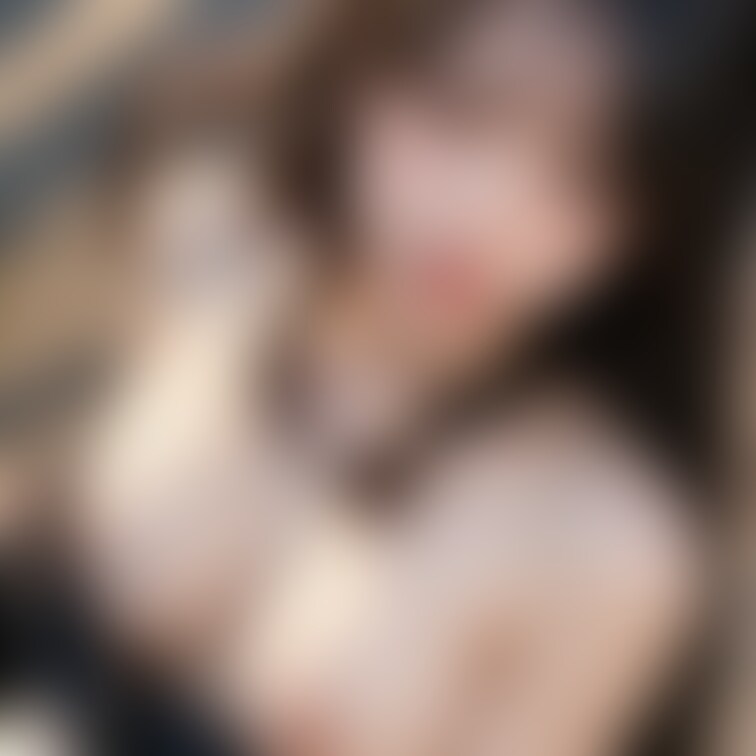 4/
実は私、脱いだら凄いんですっ！！ヌード写真集＜○○○極上ヌード＞1/2
チラ見せ 3枚

【本編はこちらか