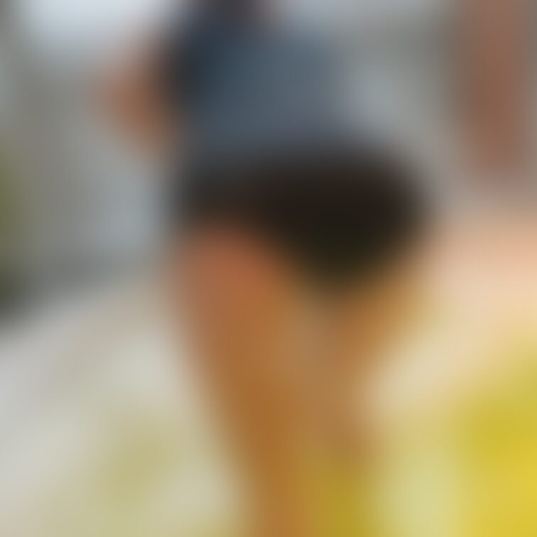 【高画質×他撮り】スク水でおしり突き出し♡