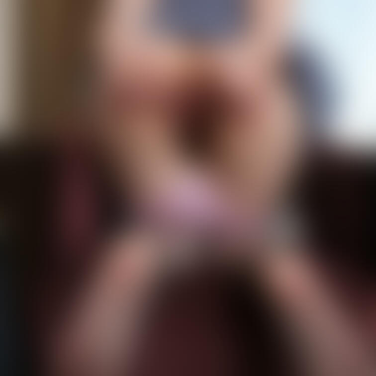 【Premium model】#001_RIKAKO
「お尻まる出しくぱぁでおしっこ」(9/20ページ)
引き続