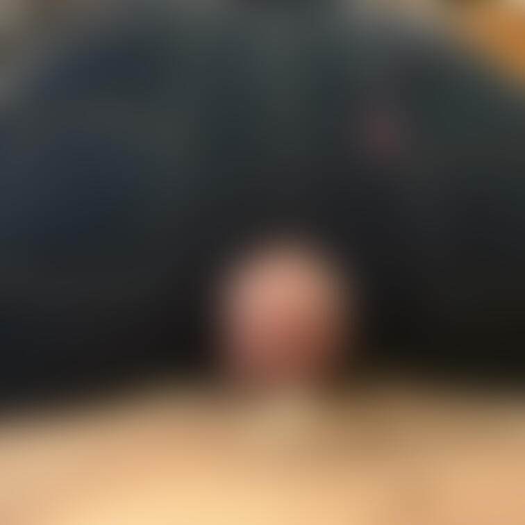 尻コキの時はめっちゃ濃かったけどフェラ抜きの時はちょっと薄かったなぁ🤭
フェラ抜きした時は喉奥に出されてびっくりしちゃ