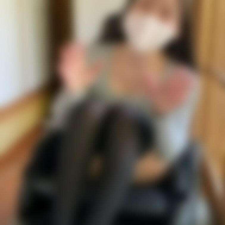 めぐみんフェチ上級者さんコース
最新動画になります！

オーバーニーのストッキング。
体にピタりと張り付くセクシ
