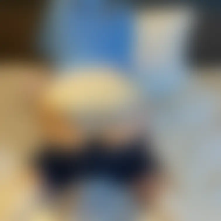 実際授業で使ってた体操着で半脱ぎ😆
ルーズ履くのは体育祭の時だけだったけど😂
