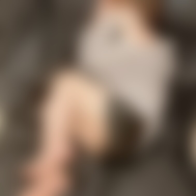 [SNS過去投稿] 2枚
①今夜は冷えるね!!
人肌恋しくなる季節だ❄️
私の隣空いてるよ...？
②久々ソロシ