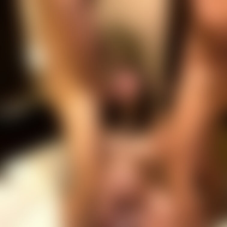 私のお気に入り画像。
妊婦3P

過去にもあげた記憶あります。ダブりすみません。

妊娠臨月のショット

