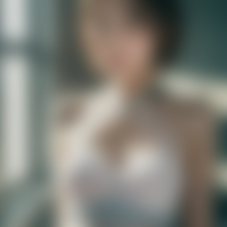 ドレス美女 その４
Dress beauty part 4

一部下着です。
She's partially i