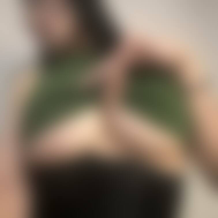 おっぱい吸いたい？🩷