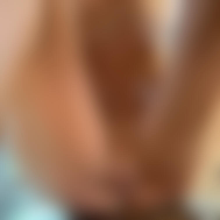 M字です👍
M字って丸見えで最高💕