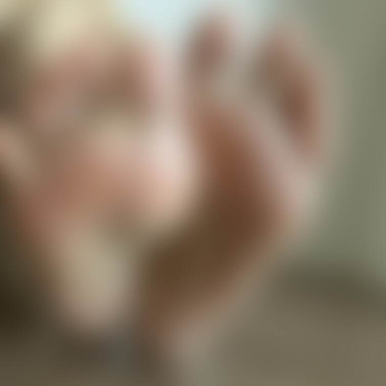 足裏全開！　ちょっと乾いてて指紋もくっきり