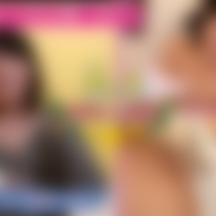 パンツに染みを作る女はエロい・・・
それでは！真のエロさを誇る女王を決めようじゃないか👸題してS-1（シミワン）グラン