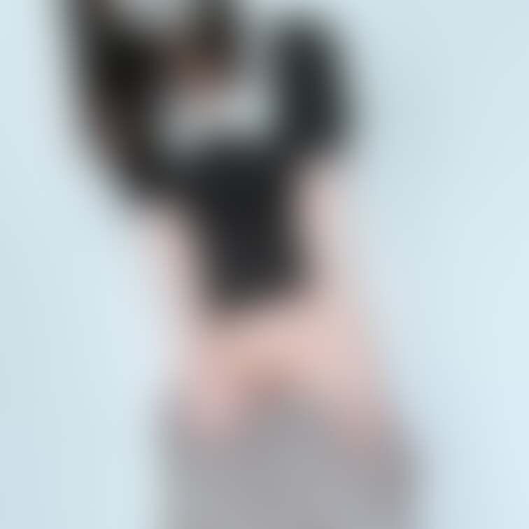 こんな風に急に現れたら立派な不審者ですね🥺💕笑