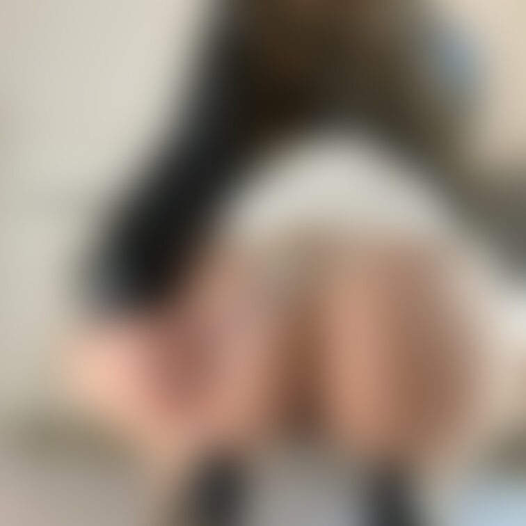 ついにTバック脱いでM字開脚ポーズや後ろからのくぱぁした姿💓