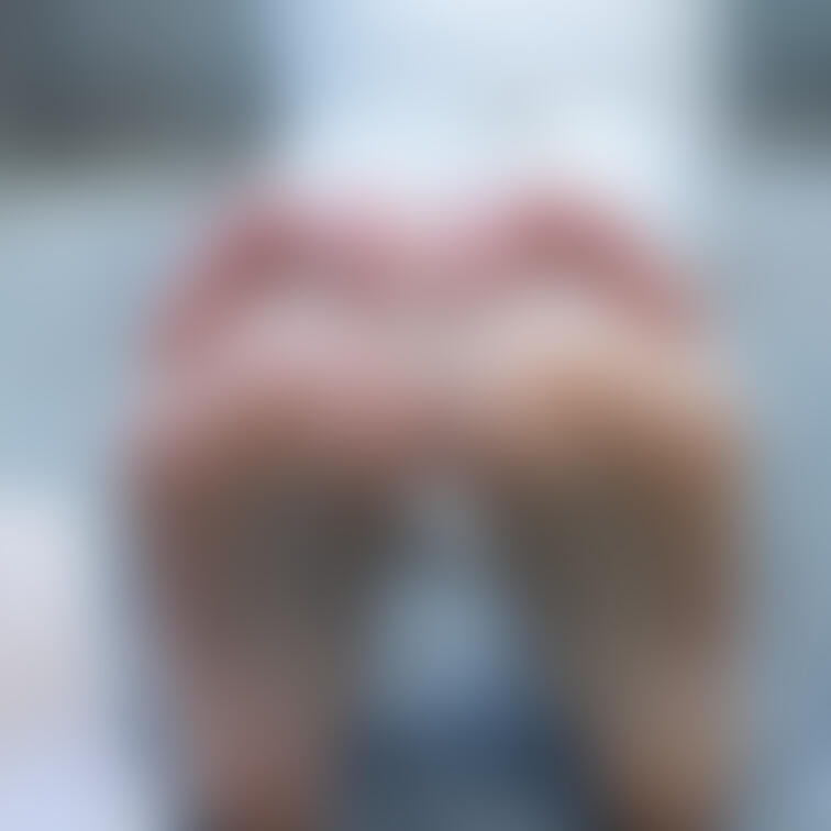 足指エクササイズ。足裏見せつけられてるだけかもしれないね？