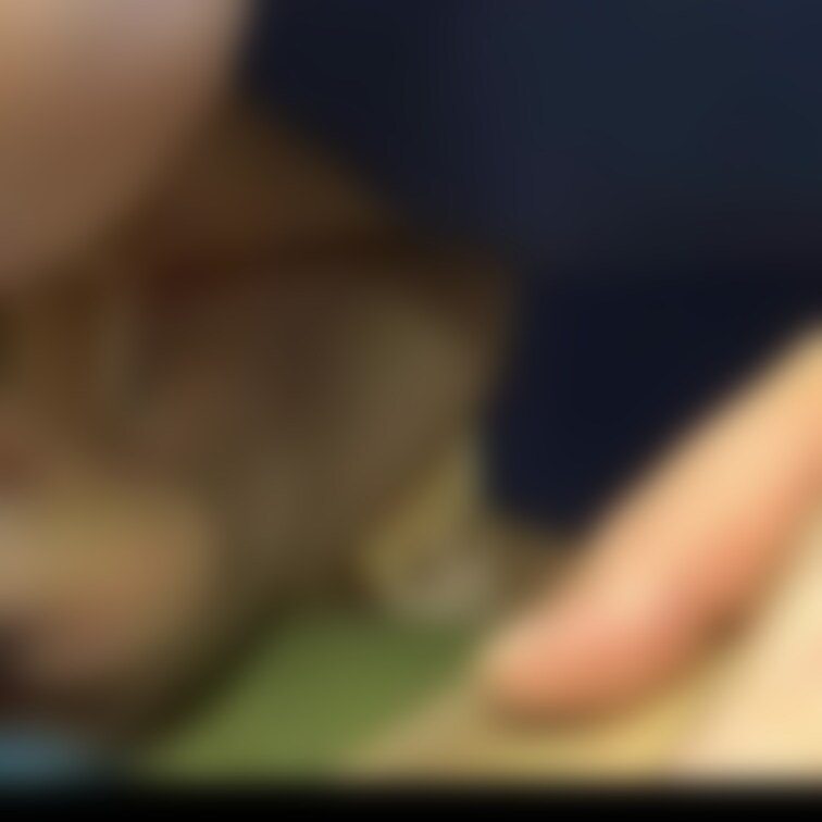 パンツ履いたままのチンポを咥えられてしまいました。
