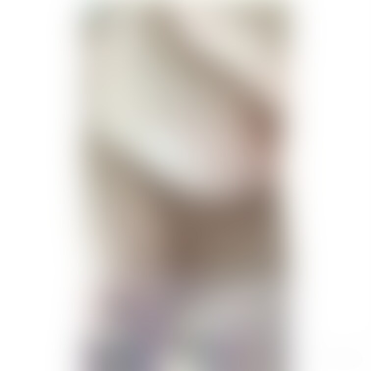 2020/07/18
久しぶりの投稿です💓
お風呂での生おっぱいです㊙️
体のラインが少し見えるレアな写真