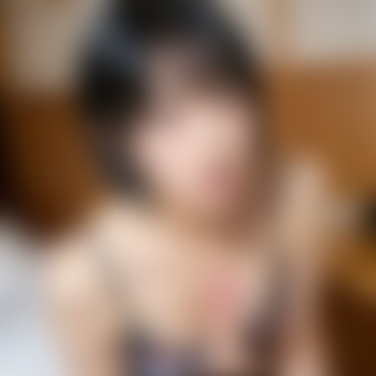 女子大生お口チャレンジ。
かわいいと思ったらいいね、フォローお願いします！