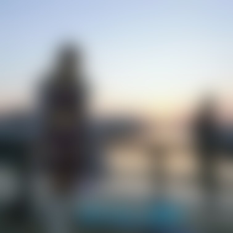 夕陽の綺麗なヨットハーバーで・・・