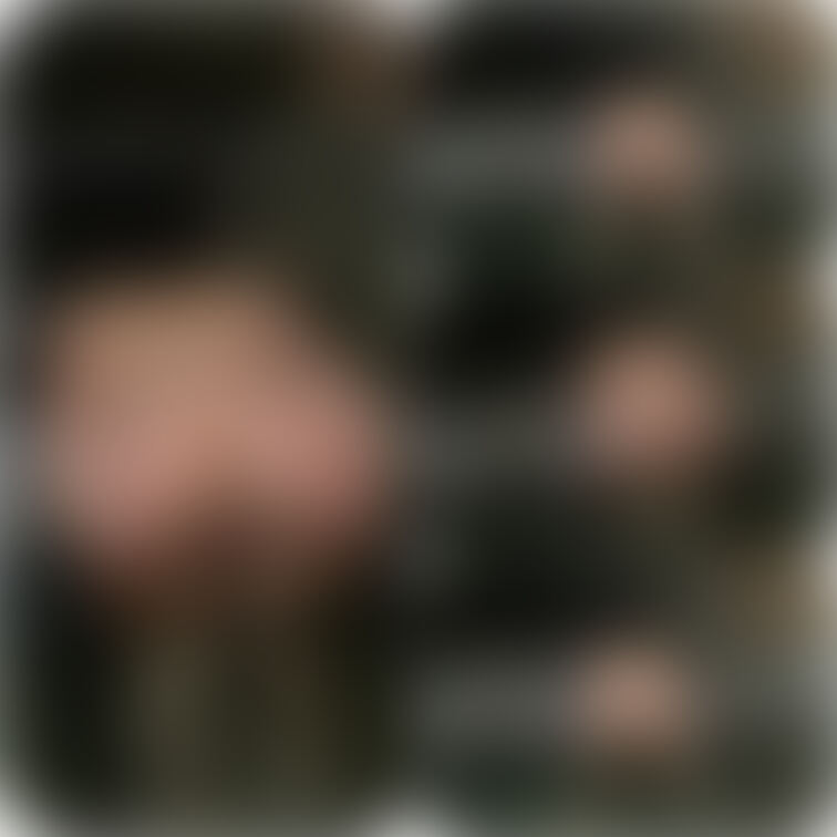 嫁と温泉に行った際のものです！
温泉に入っているのに嫁まんこが濡れているのが分かる写真だったのですが。。モザイクの都合