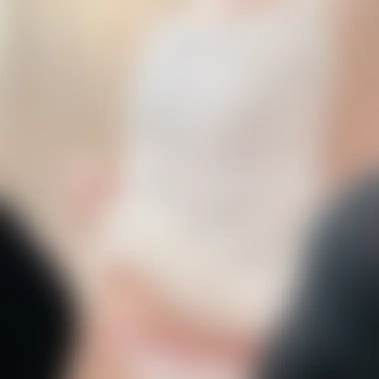 わざとじゃないのに。。こんなに浮いてるの、恥ずかしいよ♡
でも、止まらないの。。どうしよう🫣💕