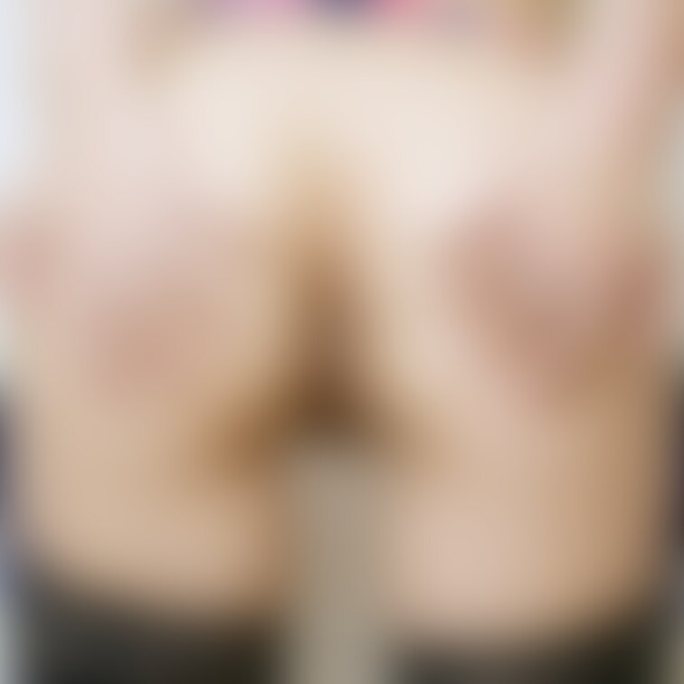 お尻は処女です🌸
上司の指とアナルバイブ以外は挿れたことがありません
